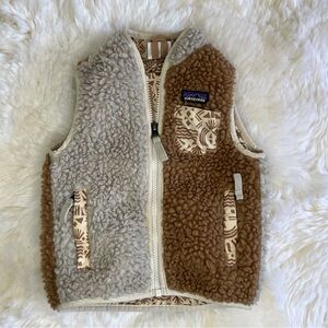 Patagonia Toddler 12/18M Brown and Tan Sherpa Vest